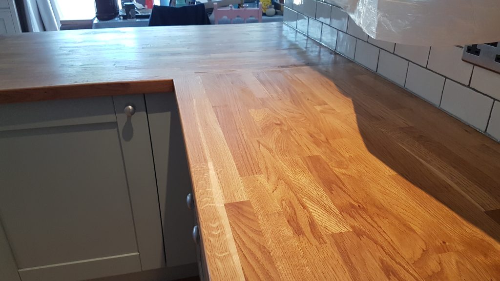 Worktop Fitter Kitchen Worktop Fitter, Installing Worktops in the